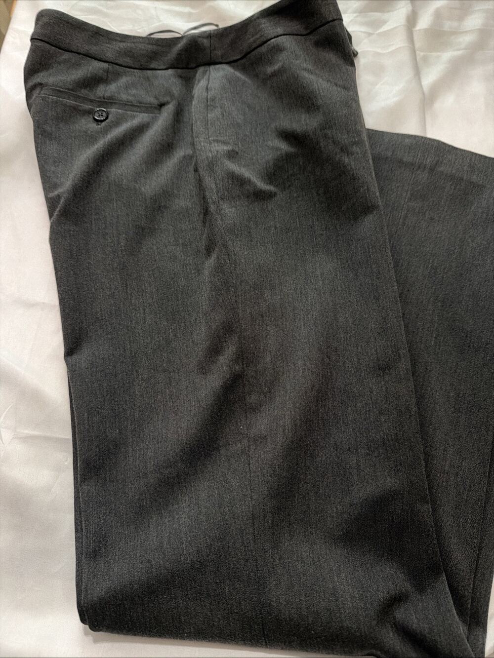 Jones New York Signature Women’s Pants Size 6 Gray Flare Bootcut 27” Inseam